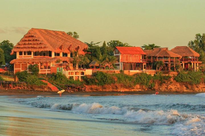 Miramar Surfcamp Villa Puerto Sandino Kültér fotó