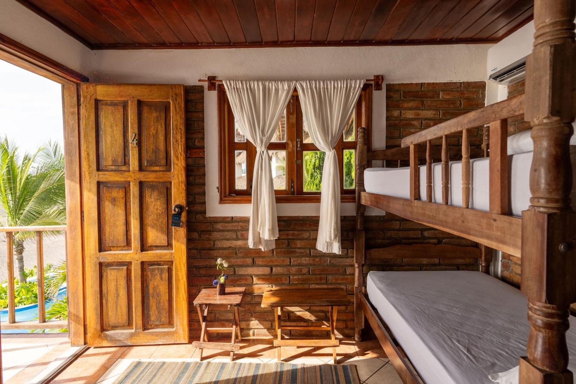 Miramar Surfcamp Villa Puerto Sandino Kültér fotó