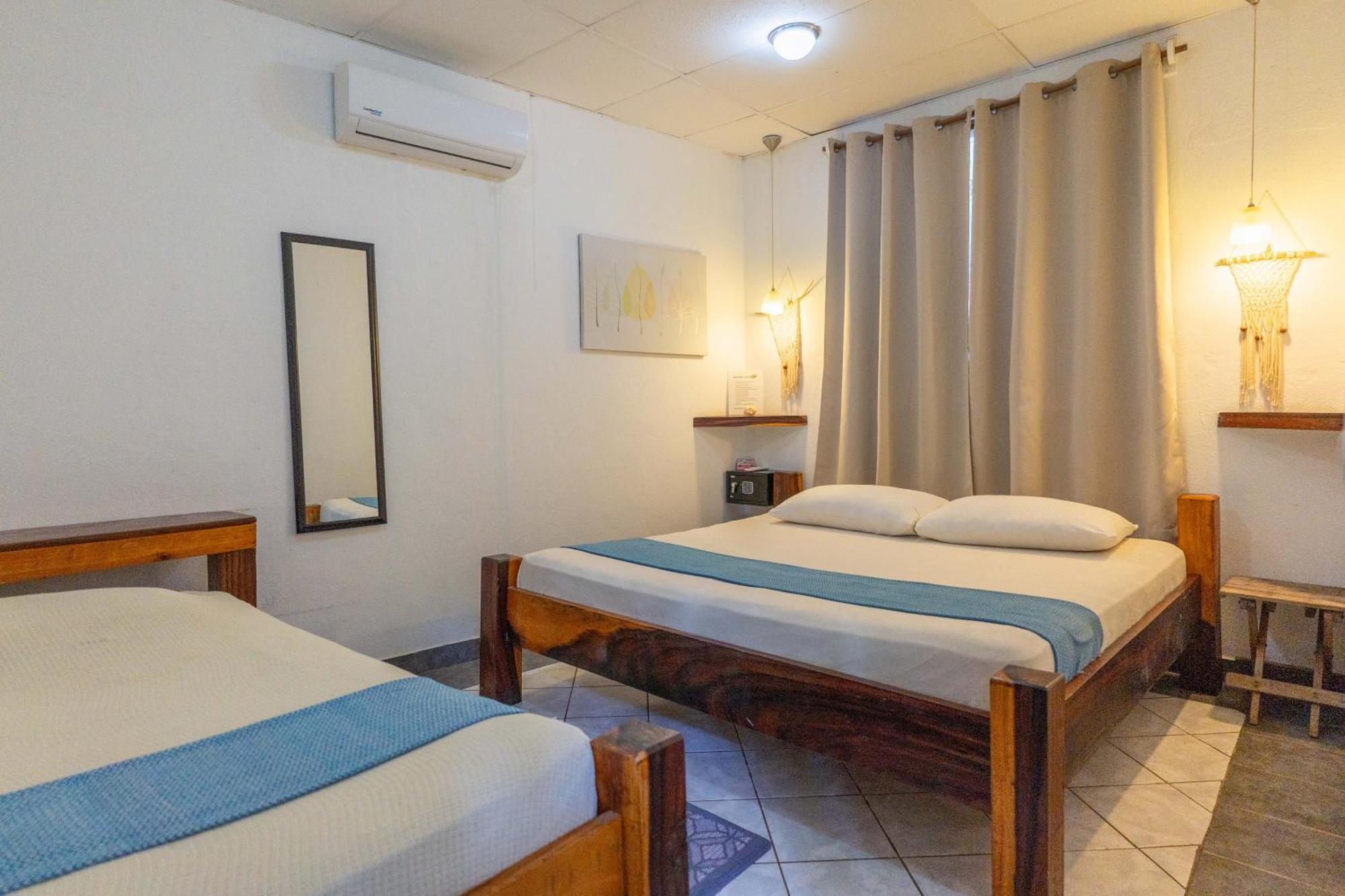 Miramar Surfcamp Villa Puerto Sandino Kültér fotó