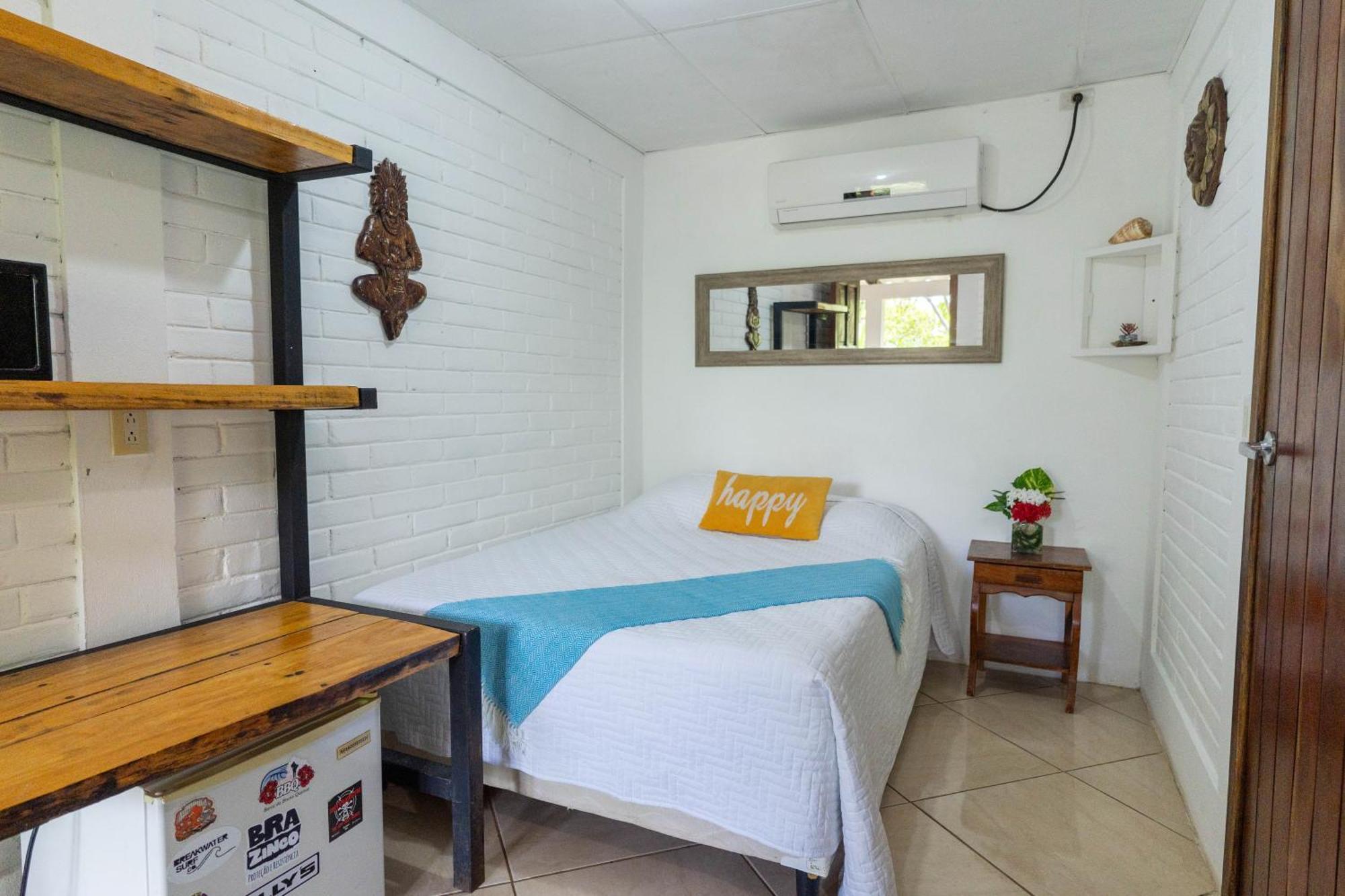 Miramar Surfcamp Villa Puerto Sandino Kültér fotó